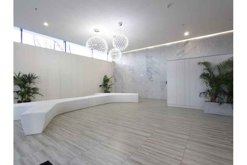 254/7 Irving Street Phillip