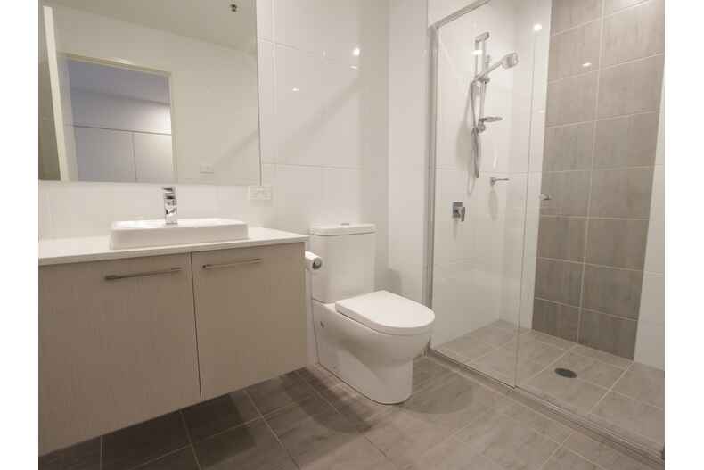 254/7 Irving Street Phillip