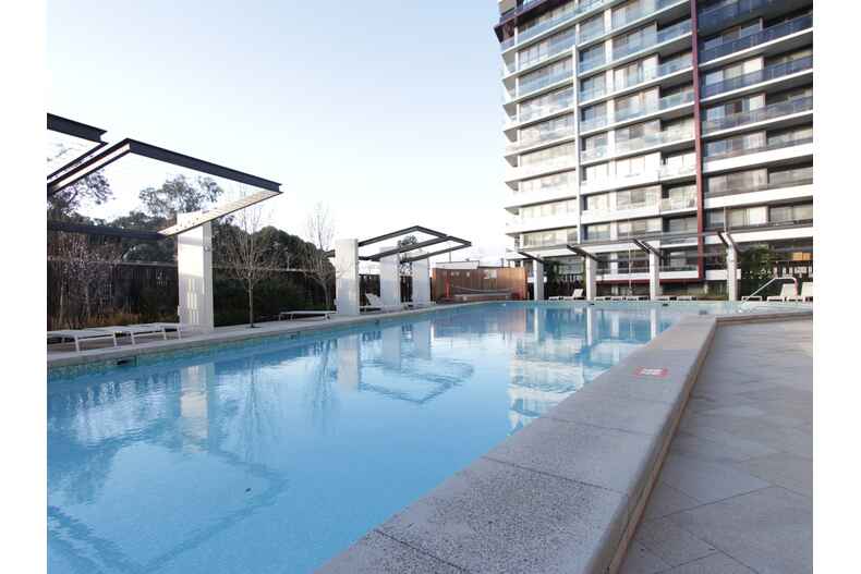 254/7 Irving Street Phillip