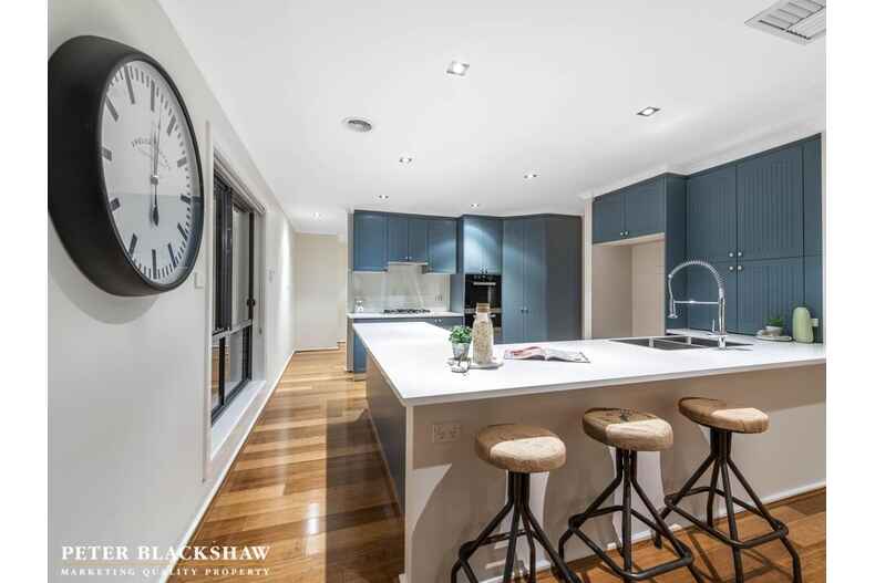 8 Sue Geh Circuit Nicholls 8 Sue Geh Circuit Nicholls