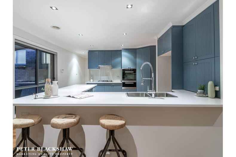 8 Sue Geh Circuit Nicholls 8 Sue Geh Circuit Nicholls