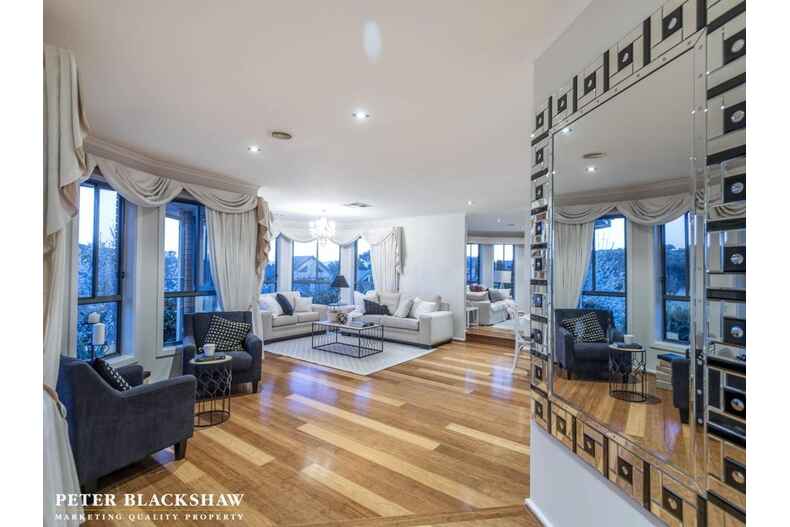 8 Sue Geh Circuit Nicholls 8 Sue Geh Circuit Nicholls