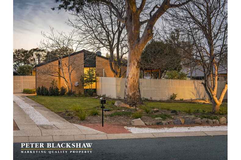 4 Hallett Place Kambah 4 Hallett Place Kambah