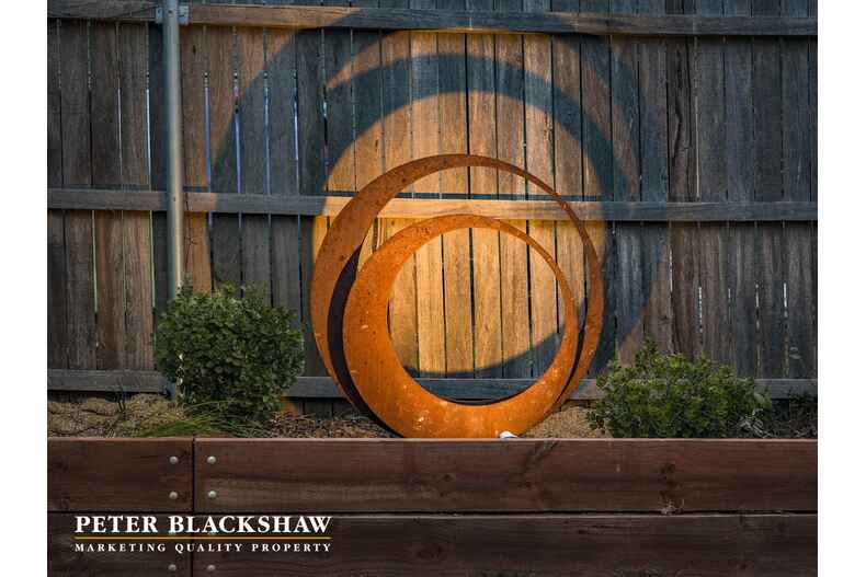 4 Hallett Place Kambah 4 Hallett Place Kambah