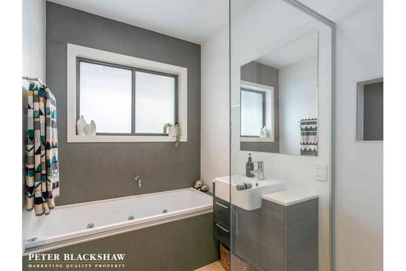 40 Woodberry Avenue Coombs 40 Woodberry Avenue Coombs