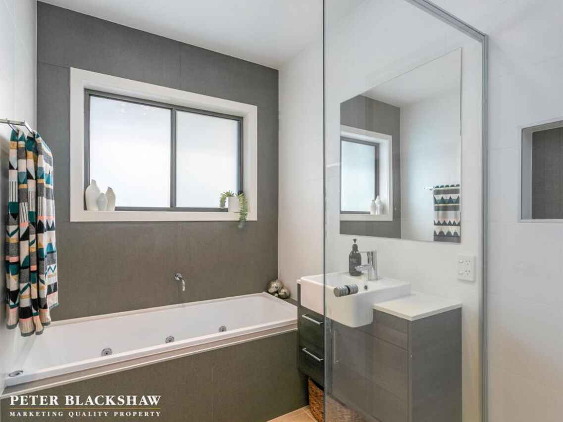 40 Woodberry Avenue Coombs