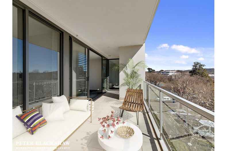 38/10 Burke Crescent Kingston 38/10 Burke Crescent Kingston