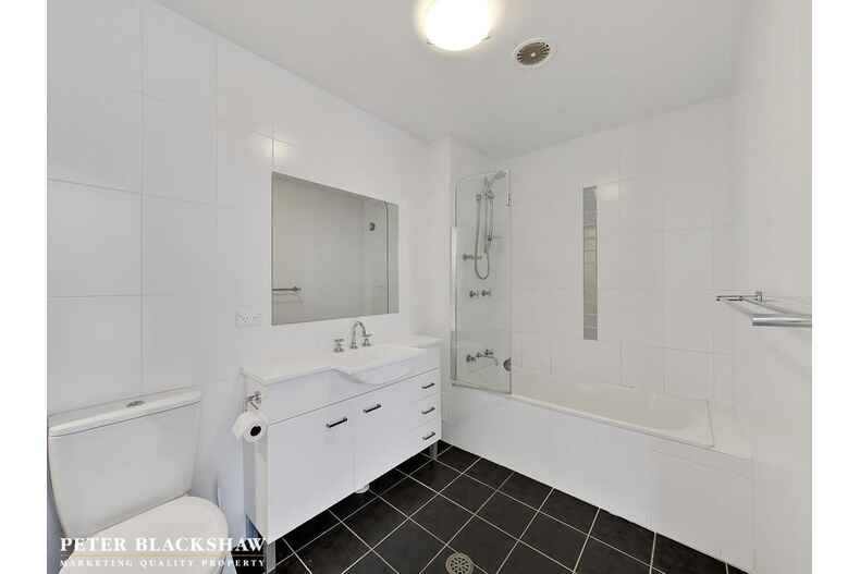 38/10 Burke Crescent Kingston 38/10 Burke Crescent Kingston