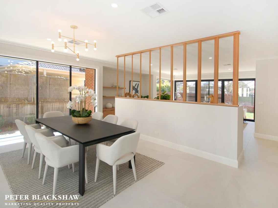 1 Blaxland Crescent Griffith