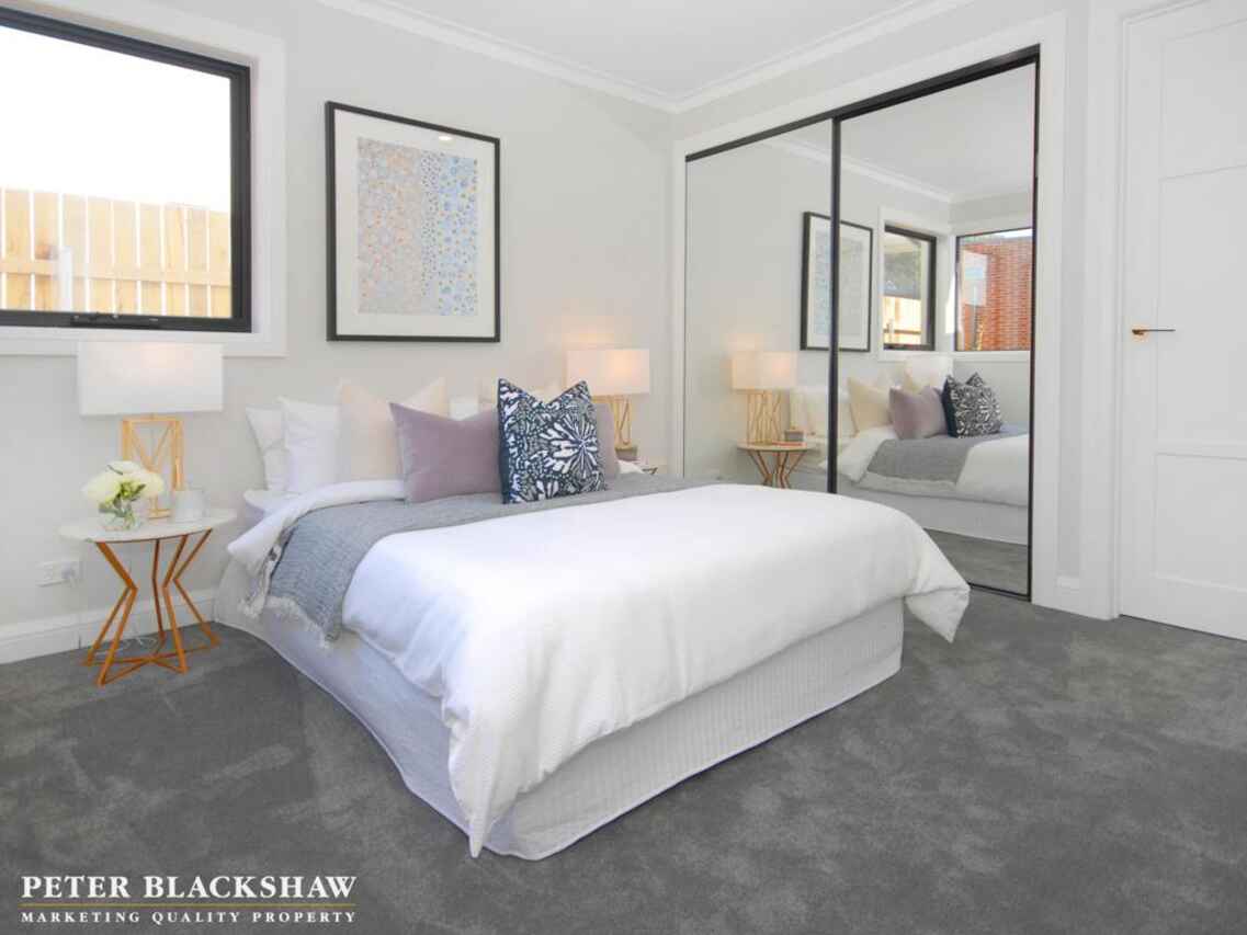 1 Blaxland Crescent Griffith