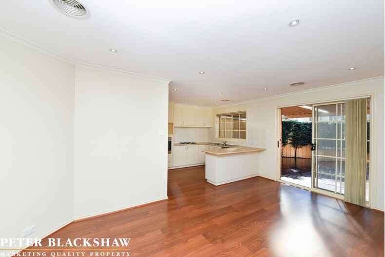 4/107 Lexcen Avenue Nicholls 4/107 Lexcen Avenue Nicholls