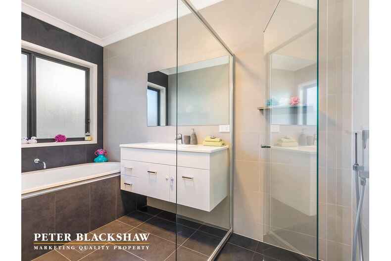 40 Harold White Avenue Coombs 40 Harold White Avenue Coombs