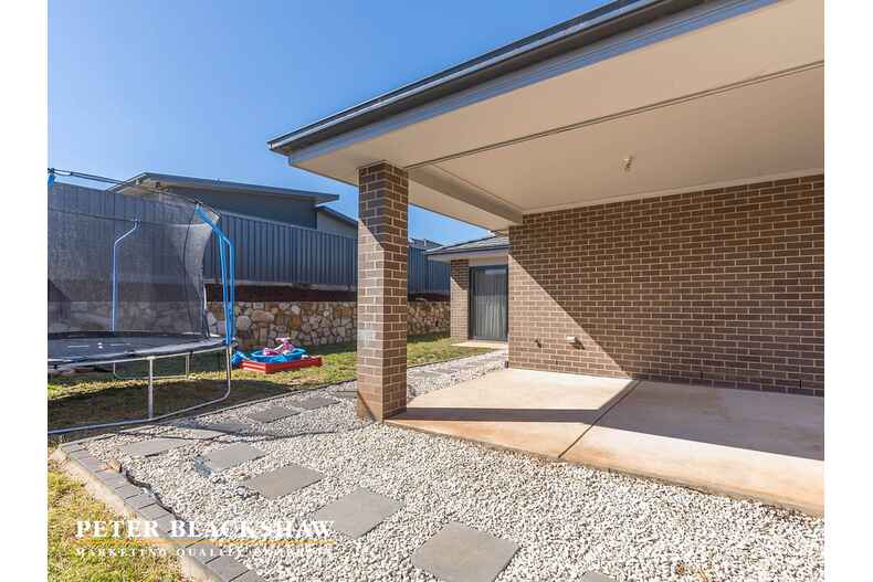 40 Harold White Avenue Coombs 40 Harold White Avenue Coombs