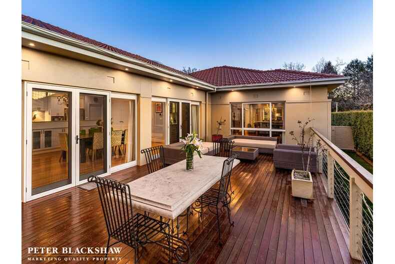 9 Babbage Crescent Griffith 9 Babbage Crescent Griffith