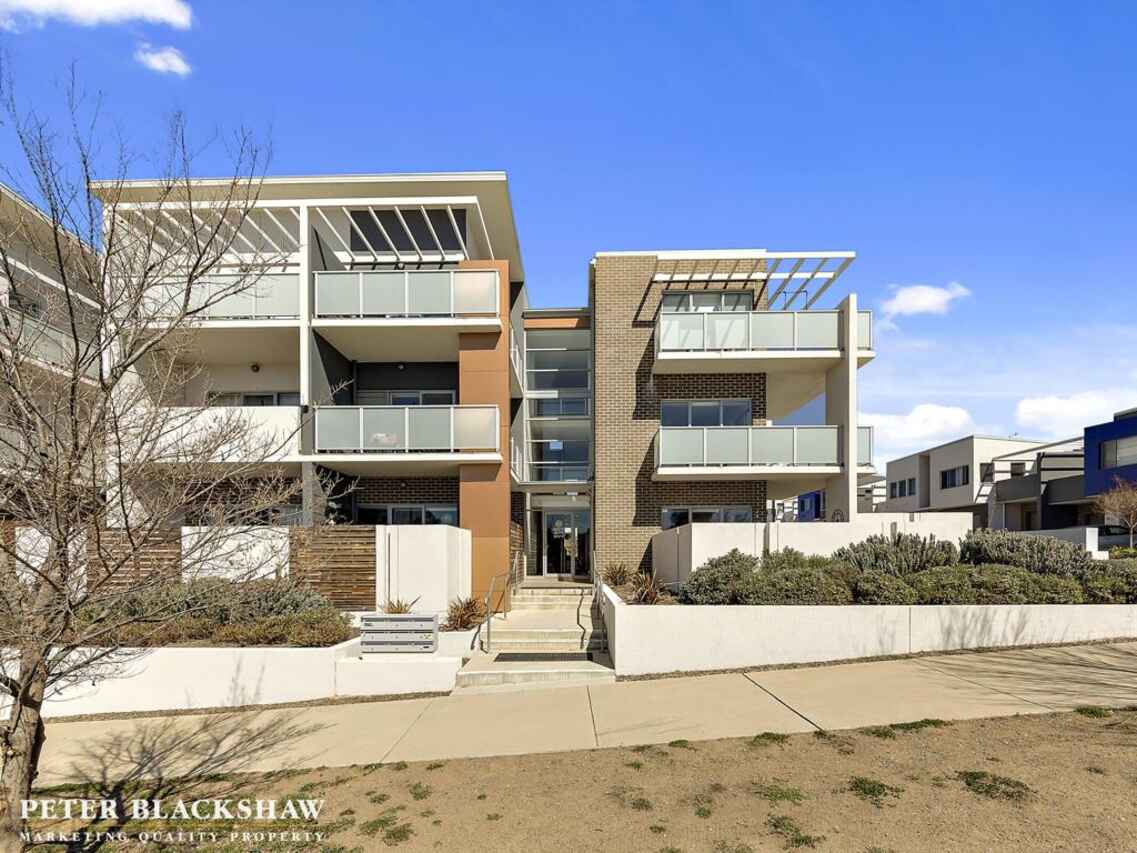 169/61 John Gorton Drive Wright