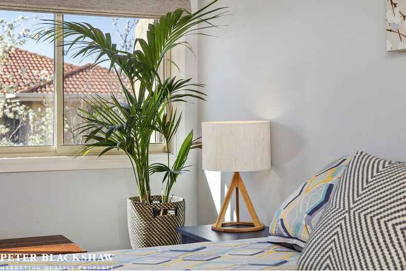 2/85 Lampard Circuit Bruce