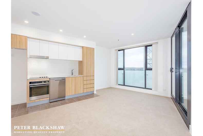 297/1 Anthony Rolfe Avenue Gungahlin