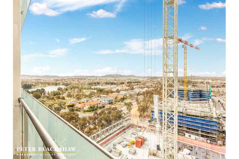 297/1 Anthony Rolfe Avenue Gungahlin