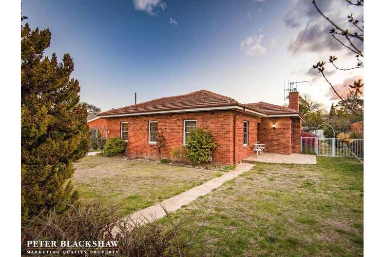 24 Lindsay Street Narrabundah