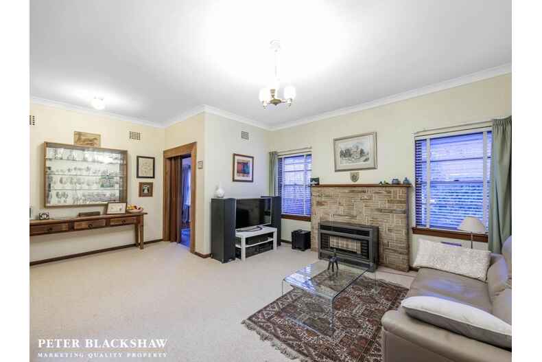 24 Lindsay Street Narrabundah 24 Lindsay Street Narrabundah