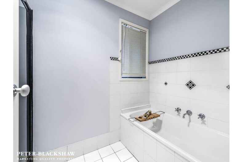 16 Mimosa Close Isabella Plains 16 Mimosa Close Isabella Plains