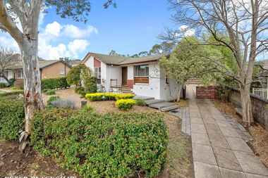 49 Ingamells Street Garran