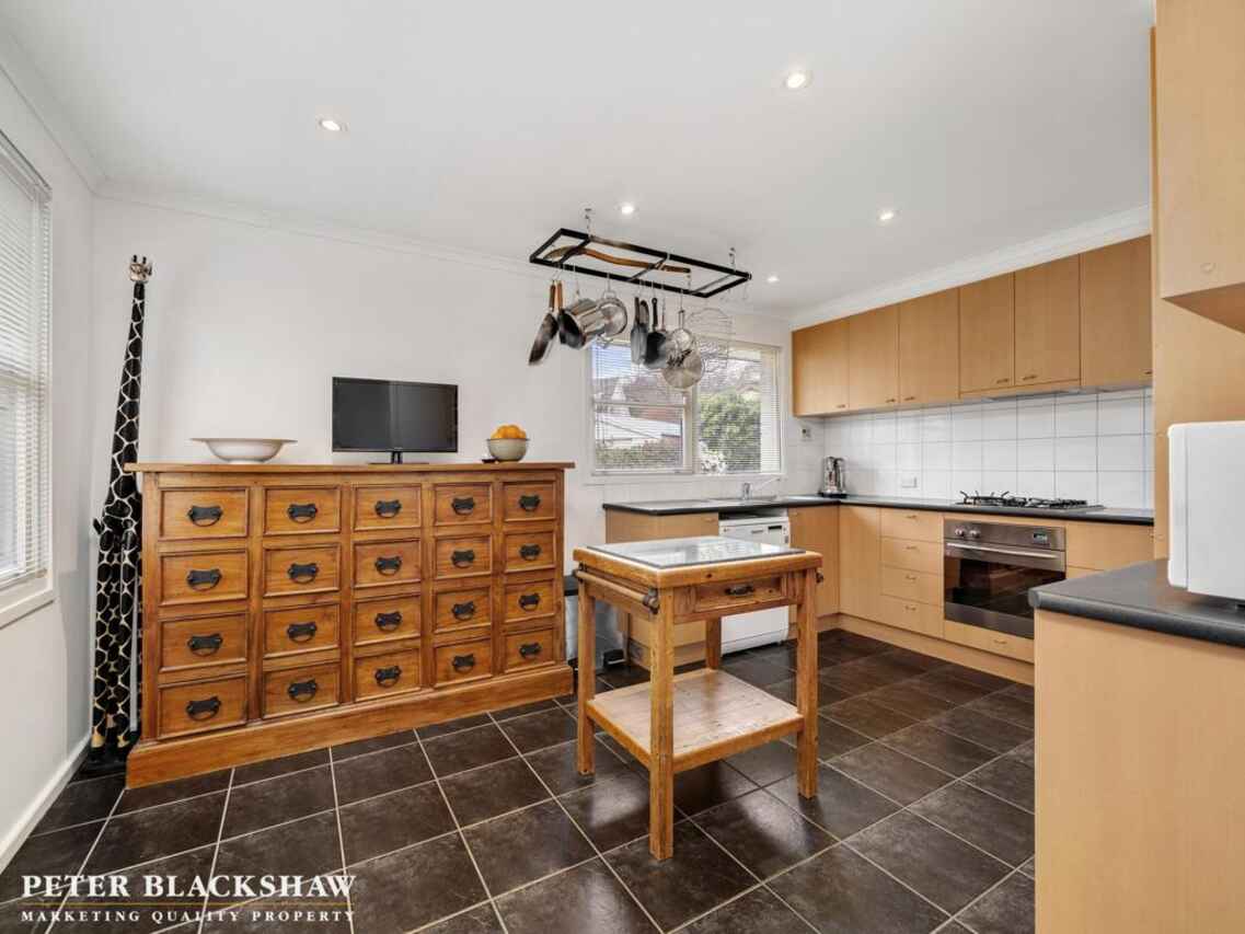 49 Ingamells Street Garran