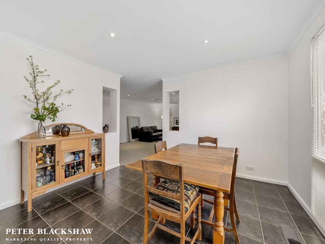 49 Ingamells Street Garran
