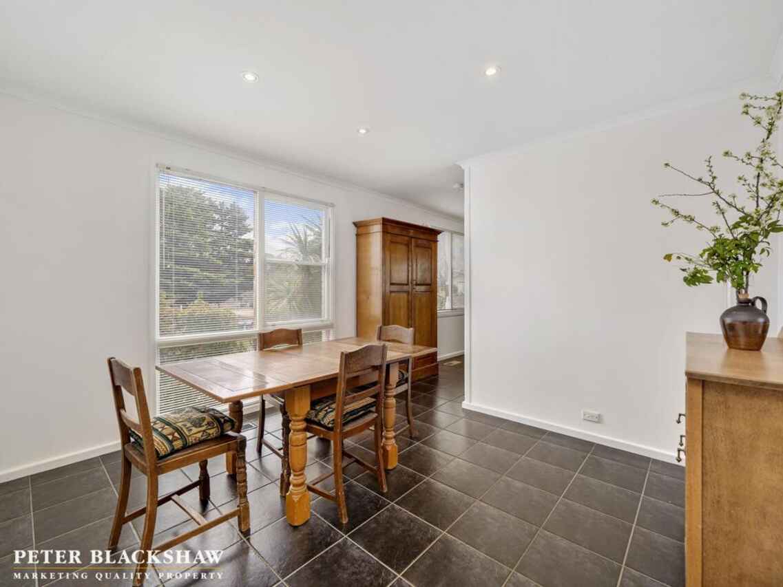 49 Ingamells Street Garran