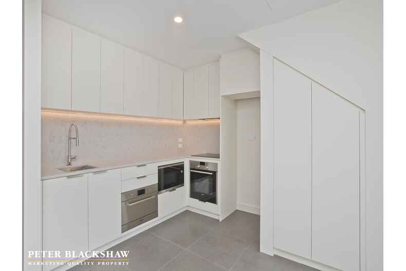 17/22 Canberra Avenue Forrest 17/22 Canberra Avenue Forrest