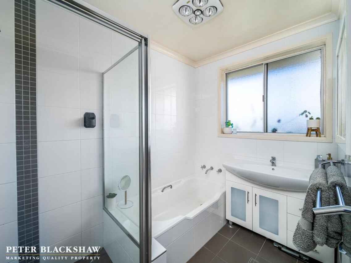 4 Bulli Place Fisher