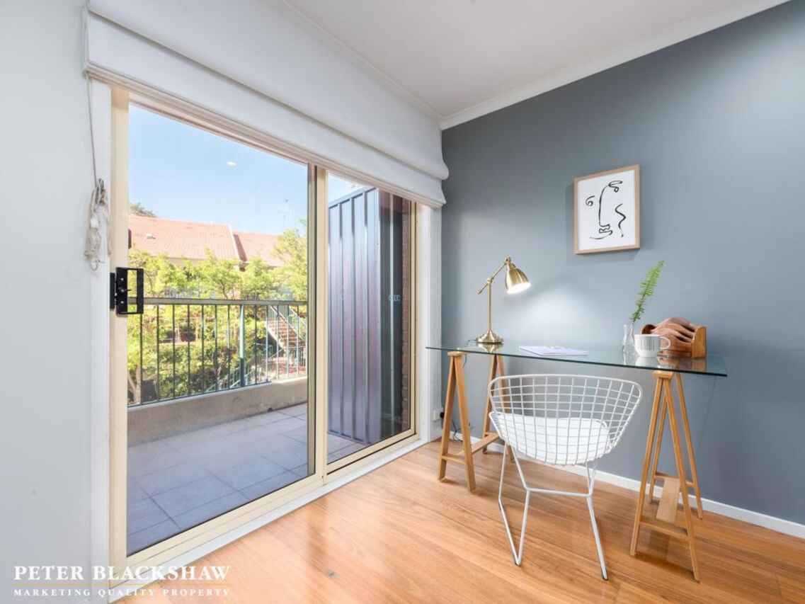 46/44 Jerrabomberra Avenue Narrabundah