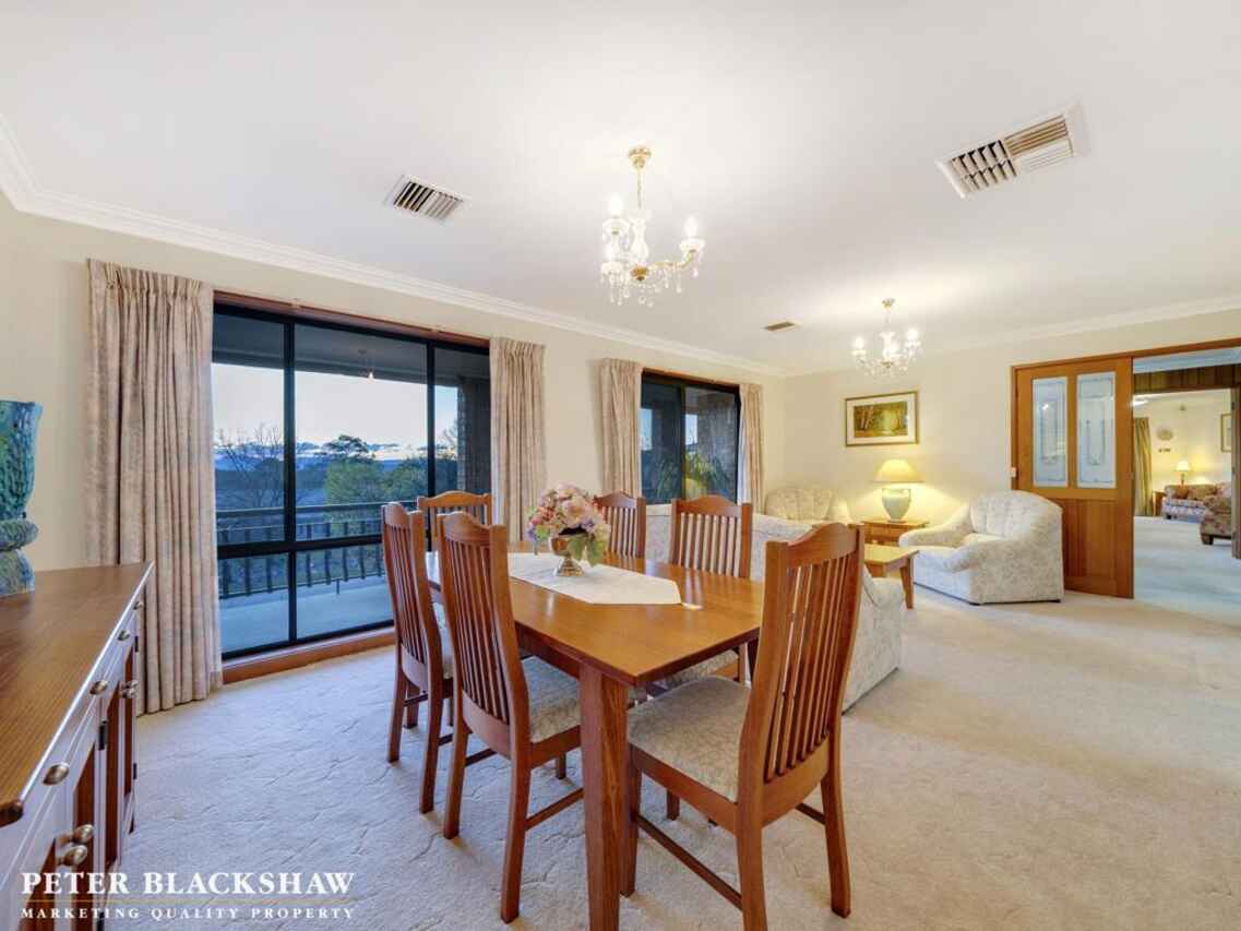 2 Chapple Close Isaacs