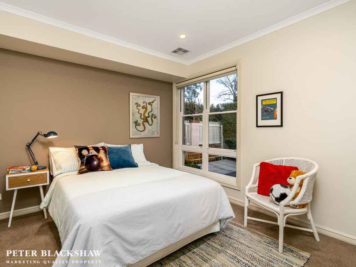 7/10 Taronga Place O'Malley