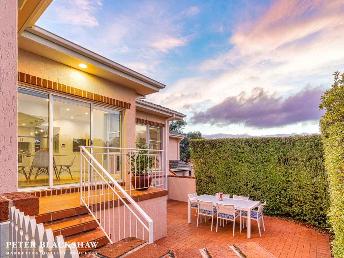 7/10 Taronga Place O'Malley