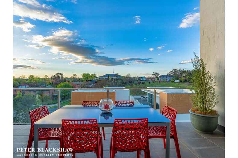 11/49 Hampton Circuit Yarralumla 11/49 Hampton Circuit Yarralumla