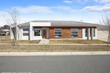 1 Laird Crescent Forde