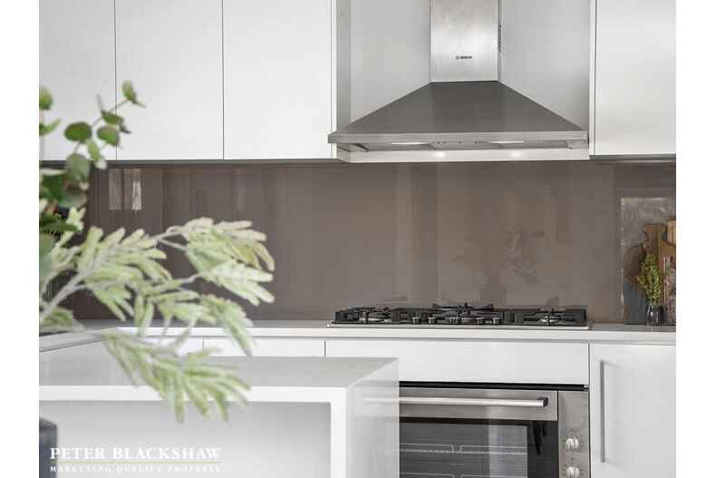 1 Laird Crescent Forde 1 Laird Crescent Forde