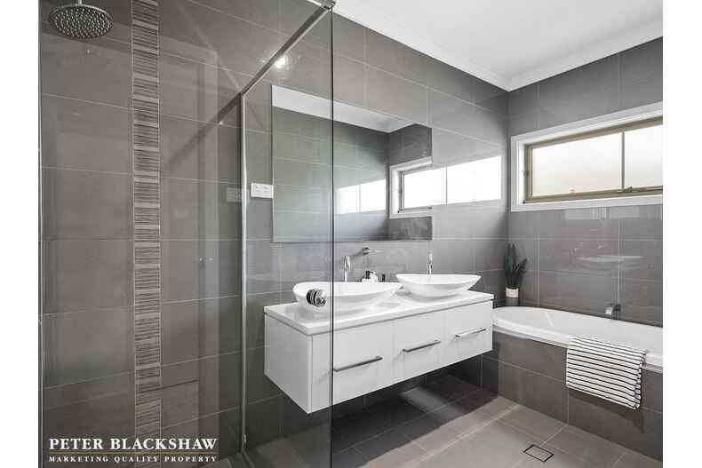 1 Laird Crescent Forde 1 Laird Crescent Forde