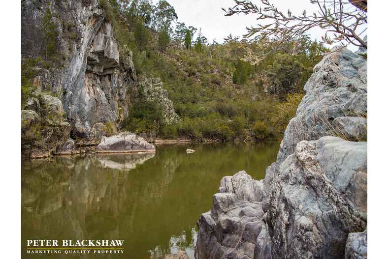 121 Kullaroo Road Clear Range