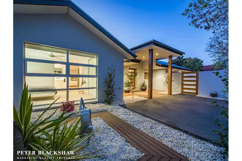 15 Majura Place Jerrabomberra