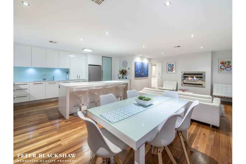 15 Majura Place Jerrabomberra