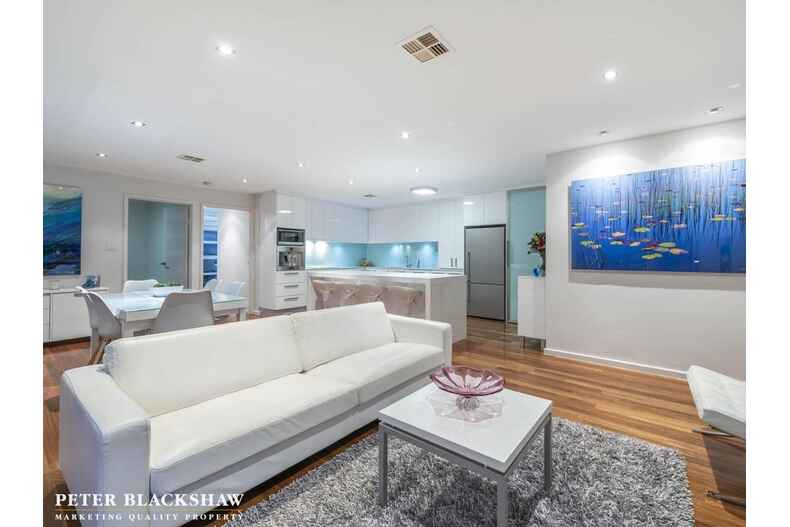 15 Majura Place Jerrabomberra