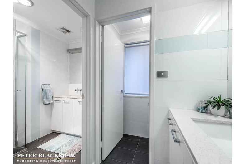 15 Majura Place Jerrabomberra