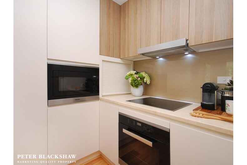 76/18 Austin Street Griffith