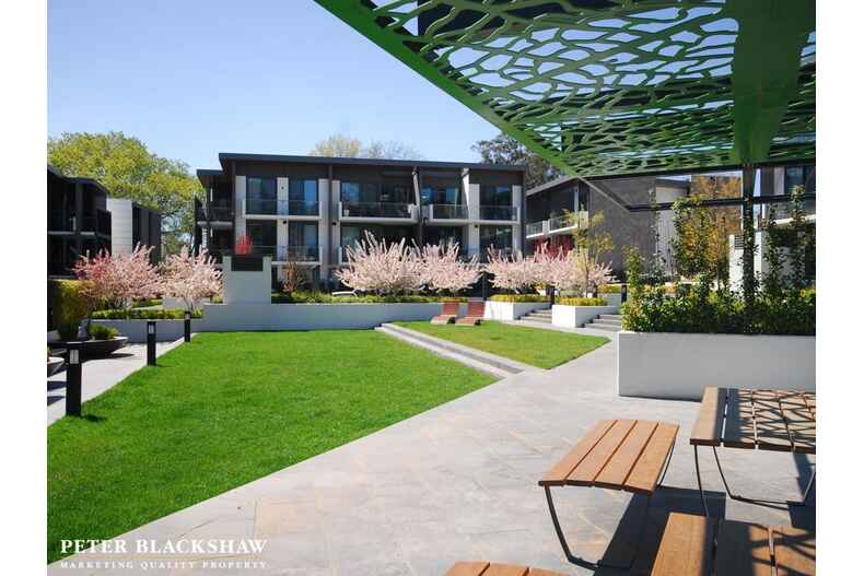 76/18 Austin Street Griffith