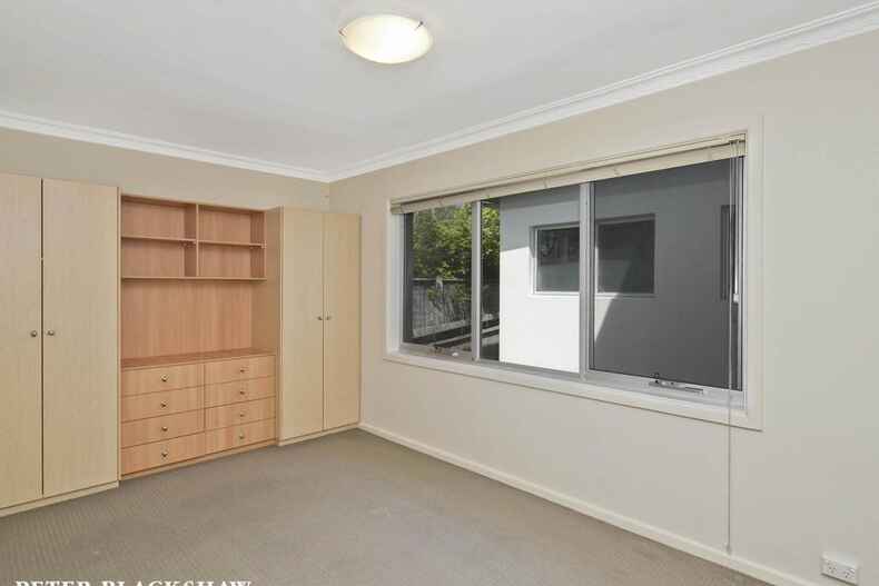 60 La Perouse Street Griffith