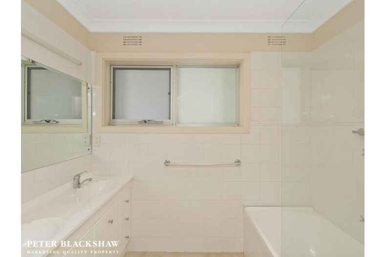 60 La Perouse Street Griffith