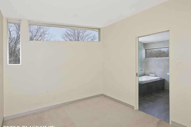 60 La Perouse Street Griffith