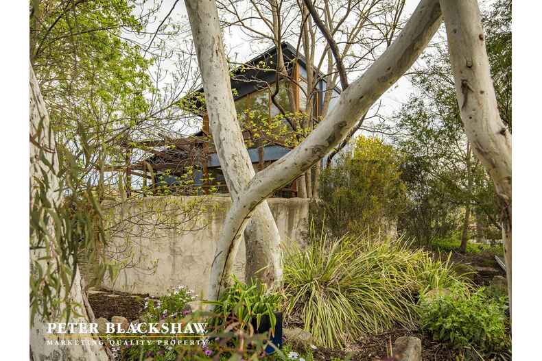 4 Cardew Crescent Holder 4 Cardew Crescent Holder